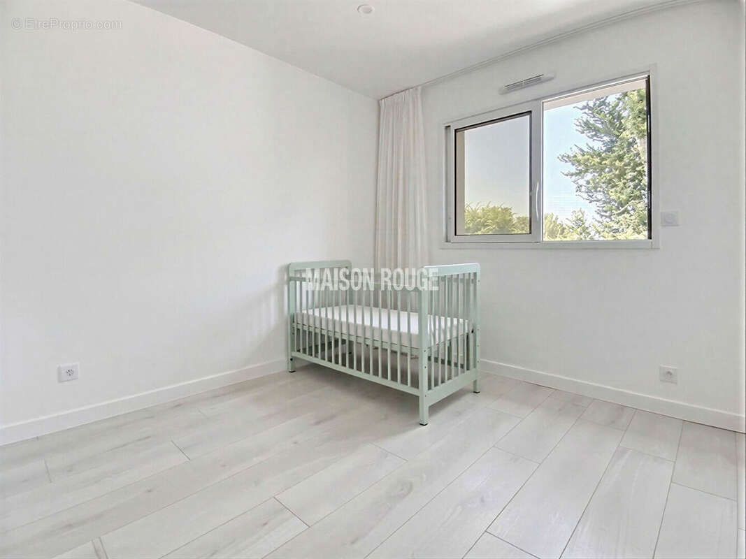 Une maison contemporaine d'exception, entre confort, élégance et sérénité - 2023 - Coup de coeur assuré - PLOUFRAGAN - photo 13