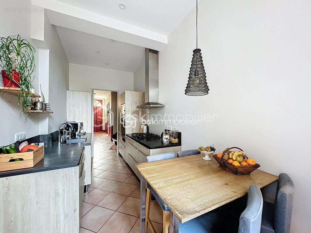 Propriété de caractère, maison 9 pièces 244 m² avec son annexe 27m² et bâtiment de 127m² - photo 10