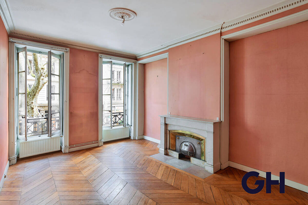 Appartement à LYON-6E