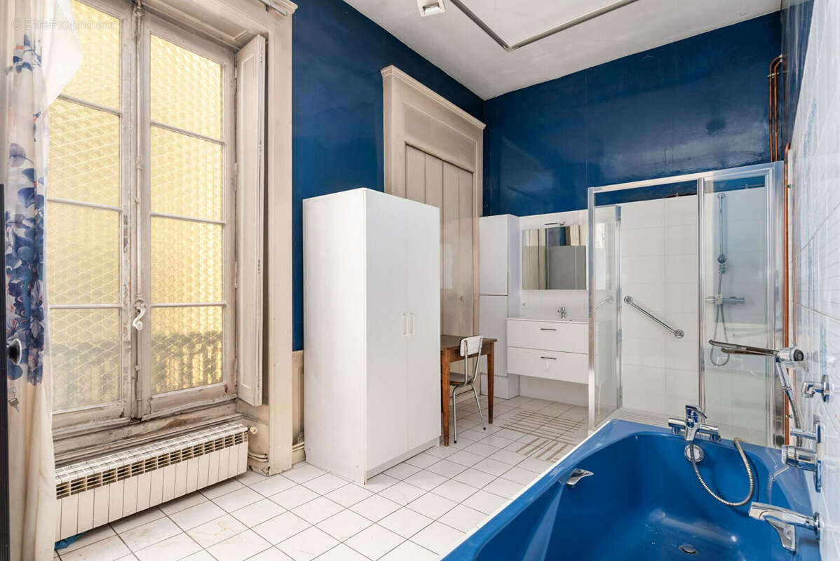 Appartement à LYON-1E