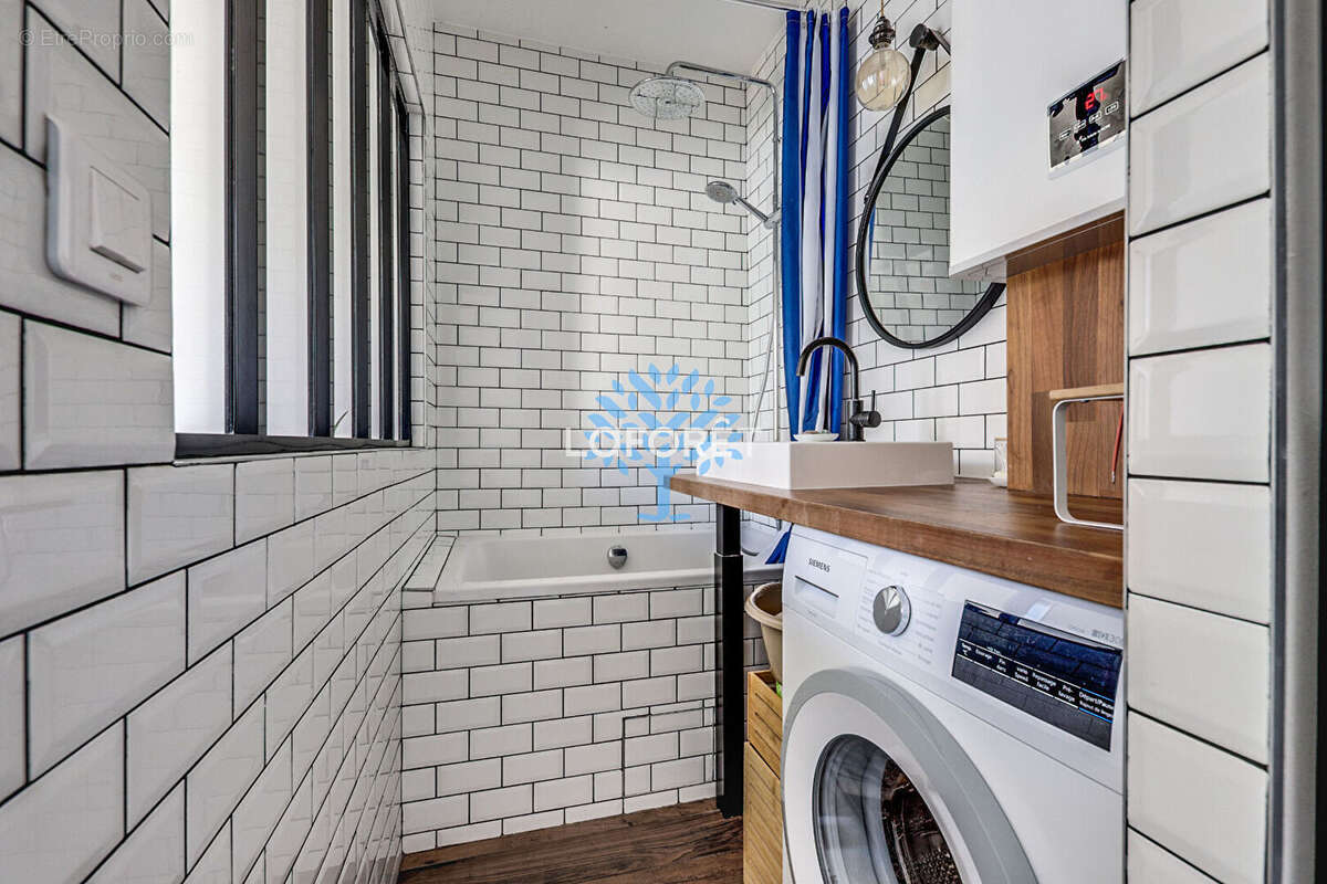 Appartement à PARIS-20E