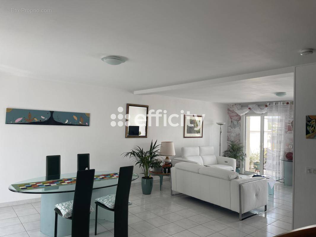 Appartement à EVRY