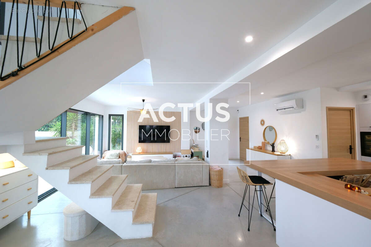 Maison à SALON-DE-PROVENCE