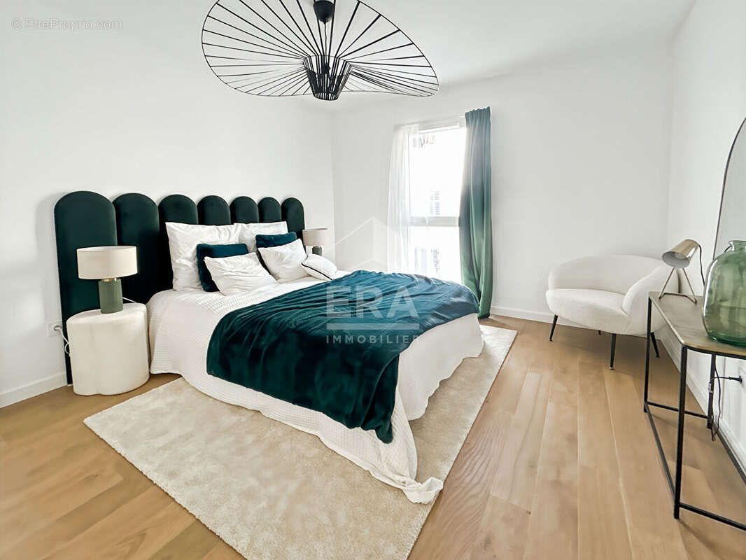 Appartement à MARSEILLE-6E