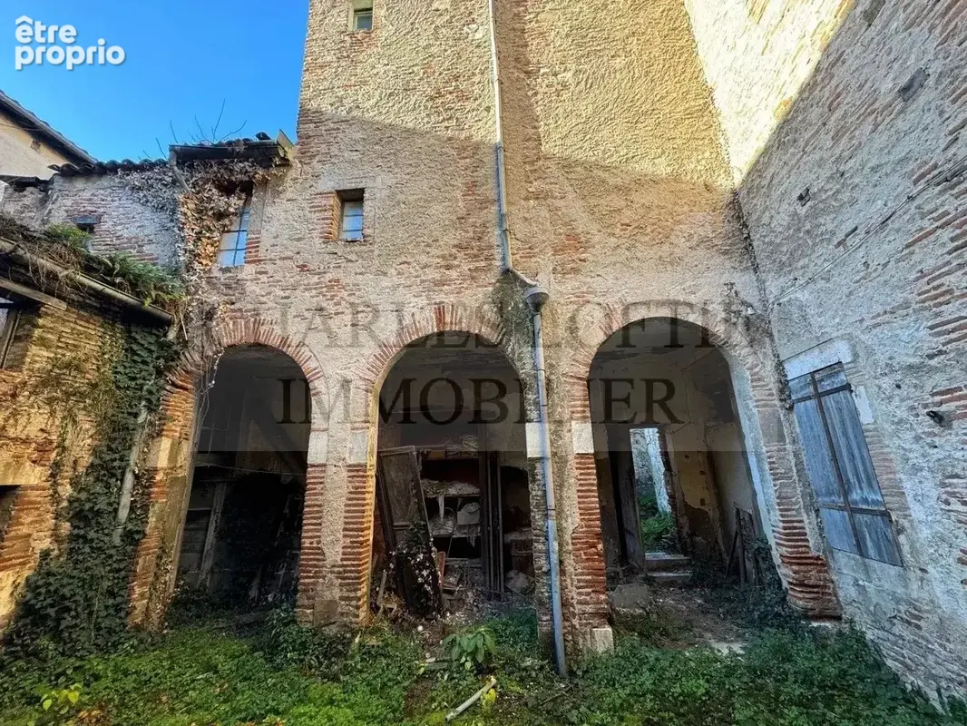 Ensemble immobilier au centre-ville de Cahors - photo 3