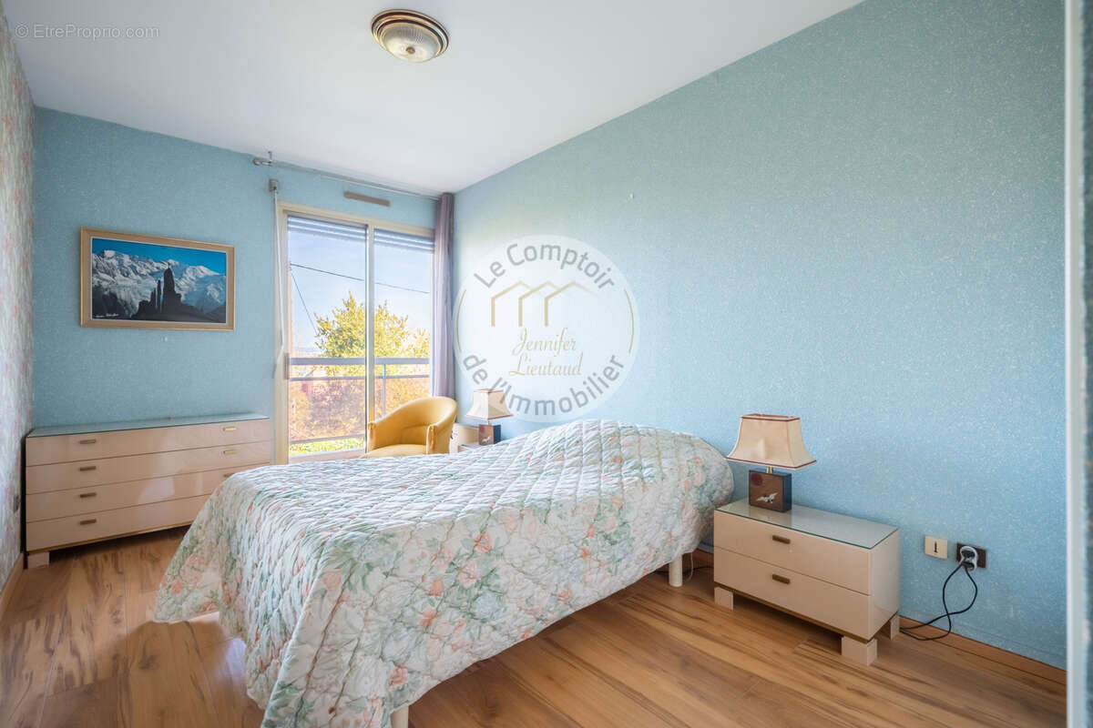 Appartement à MARSEILLE-9E