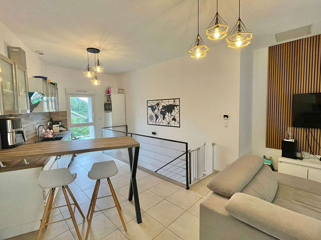 Appartement à BOURGOIN-JALLIEU