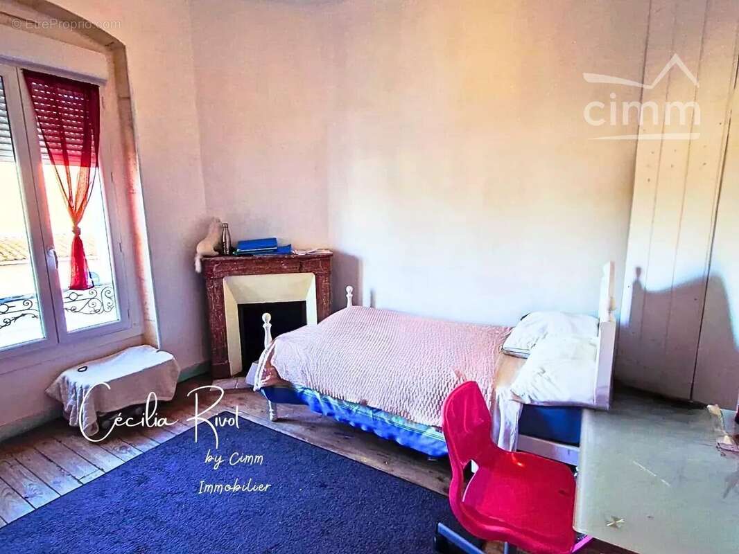 Appartement à SAINT-YZAN-DE-SOUDIAC