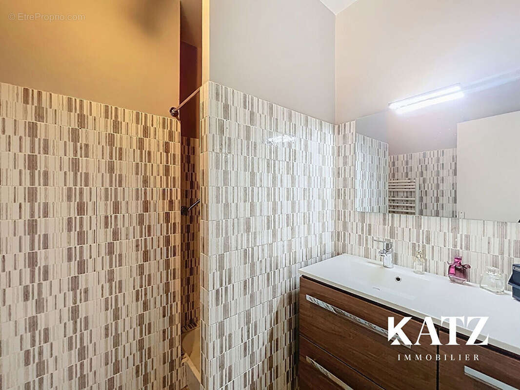 Appartement à GARCHES