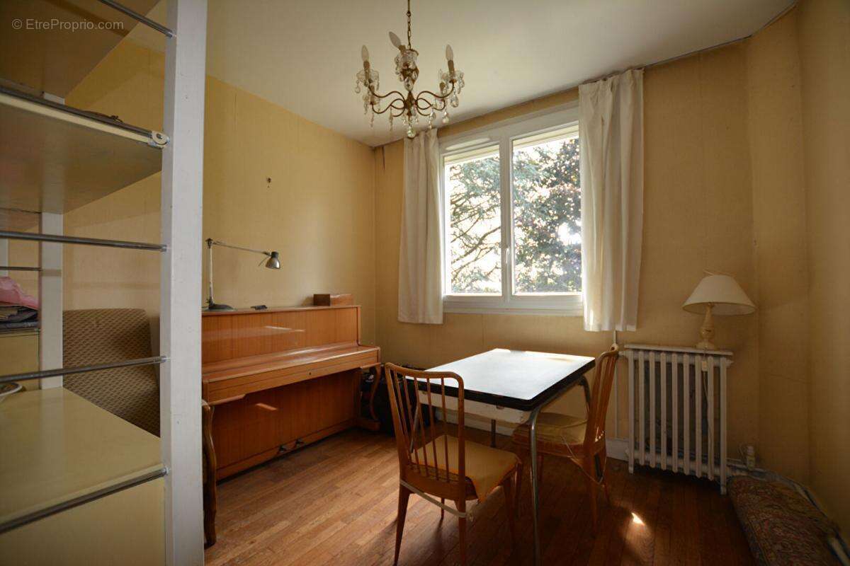 Maison à MONTMORENCY