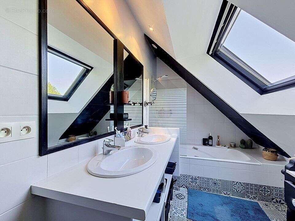 Maison à CLEGUER