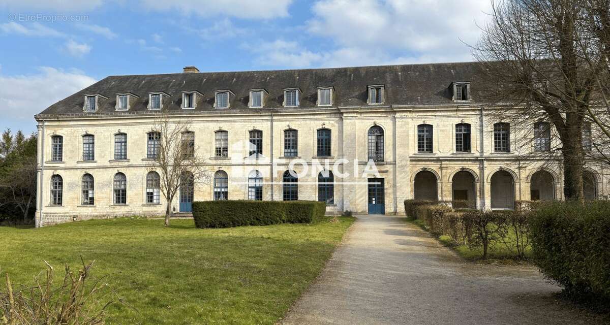 Appartement à CROUY-SAINT-PIERRE