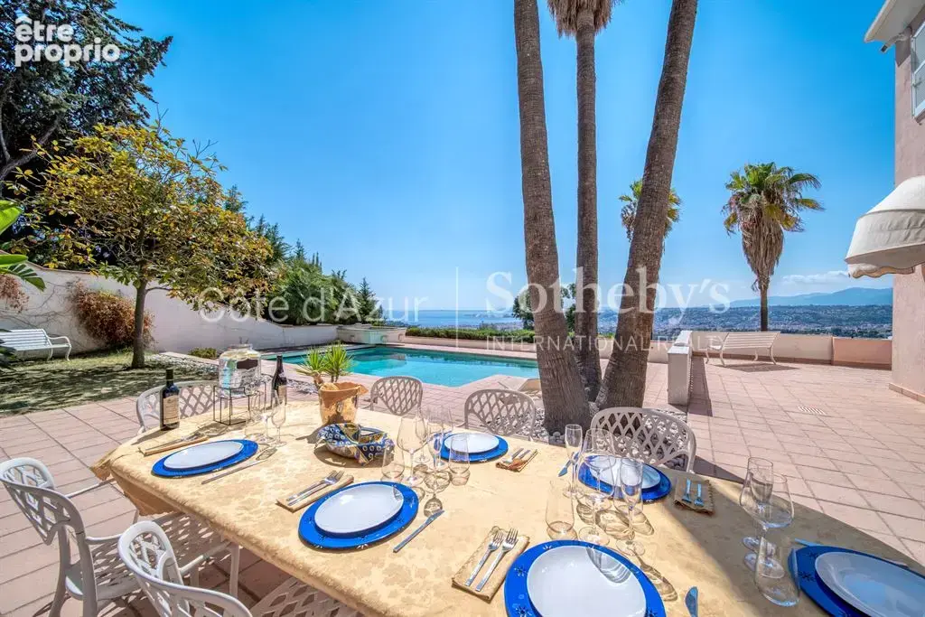 Nice Vinaigrier, villa de plus de 450 m² avec piscine et vue panoramique - photo 4