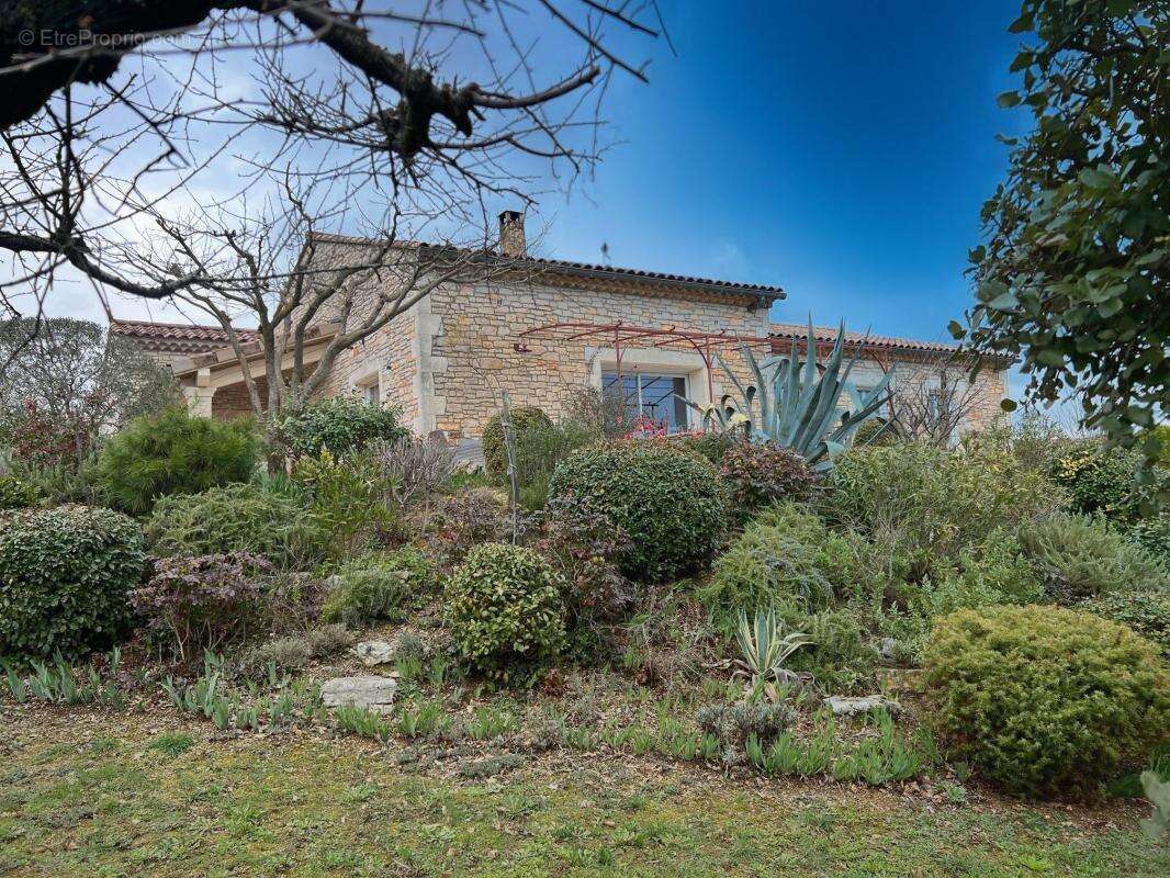 Maison à ORGNAC-L'AVEN