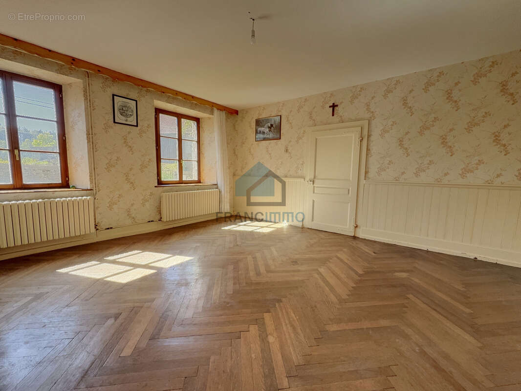 Maison à MONTANDON