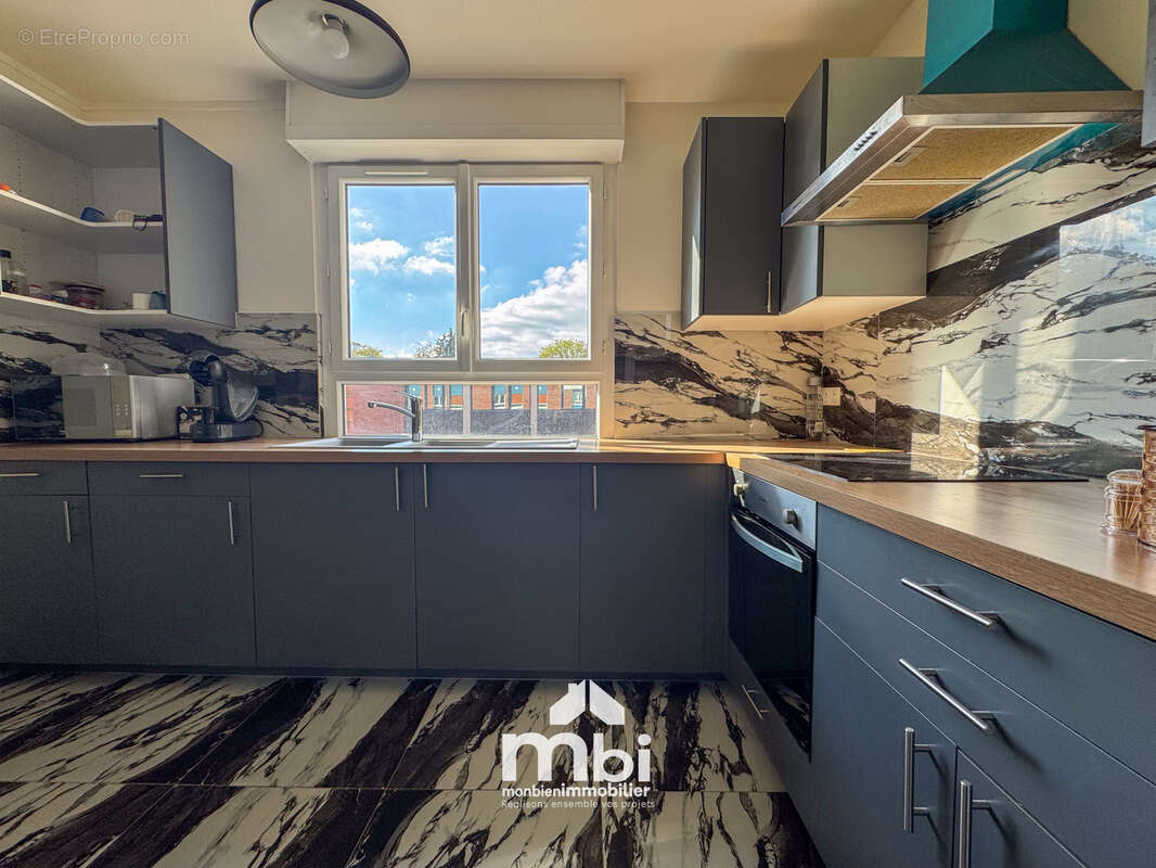 Appartement à SURVILLIERS