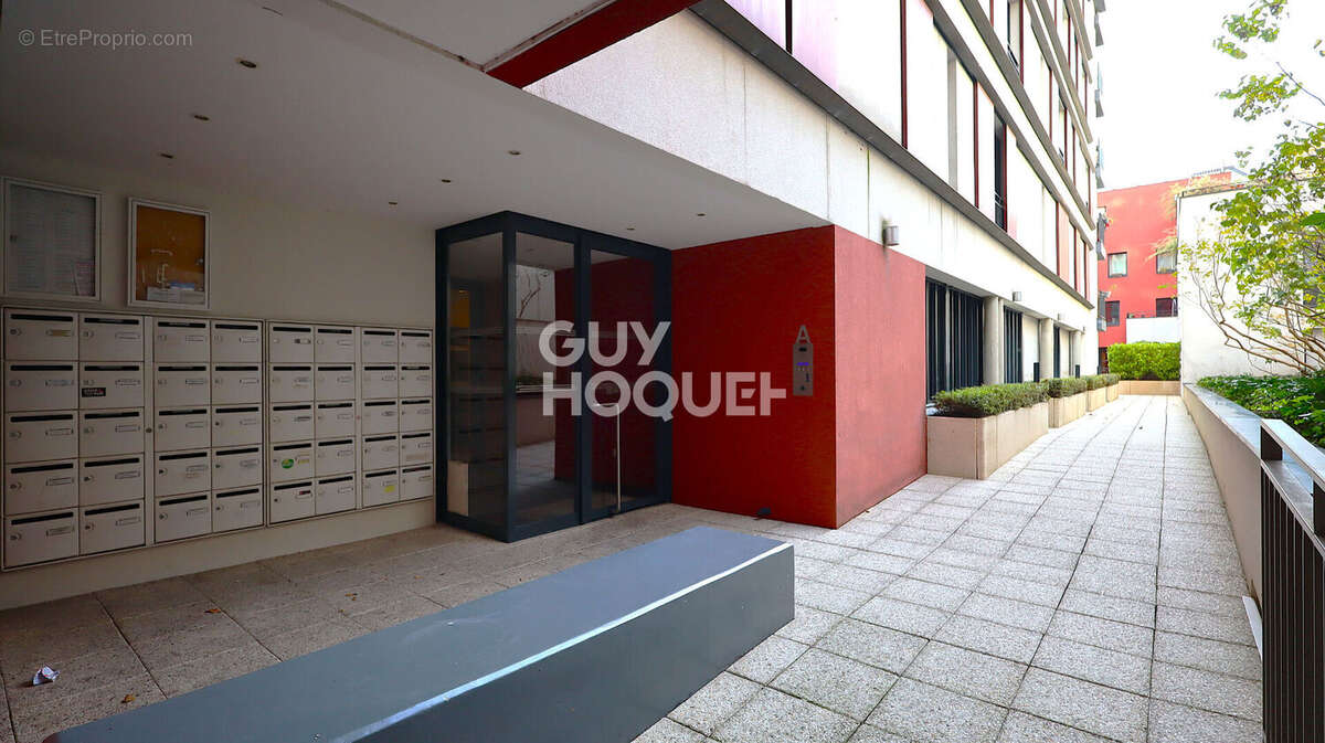 Appartement à PARIS-20E