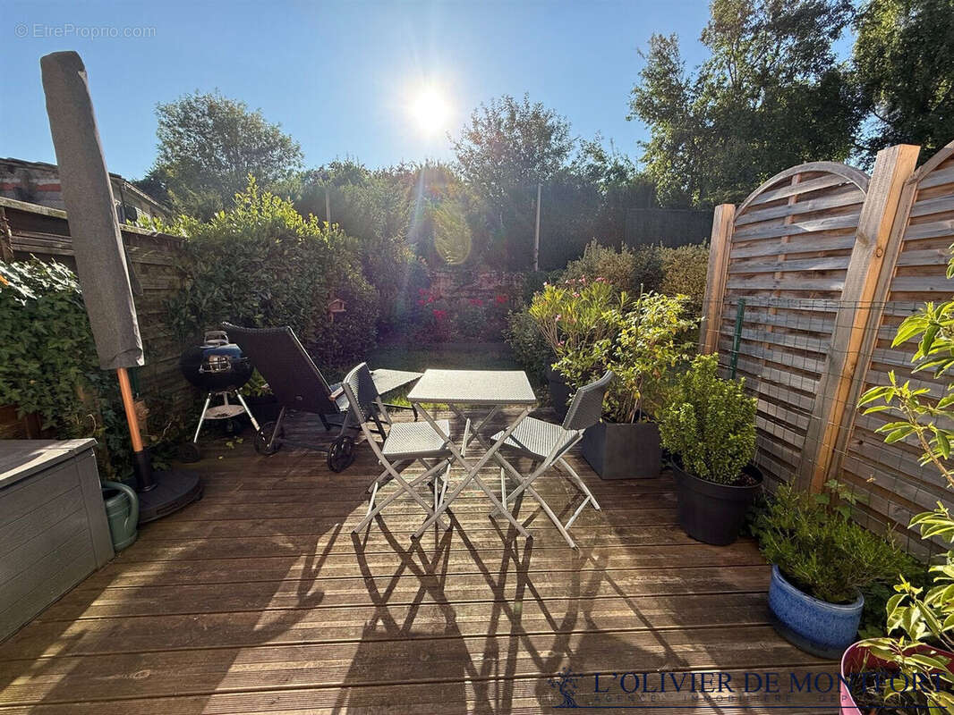 Maison à MONTFORT-L'AMAURY