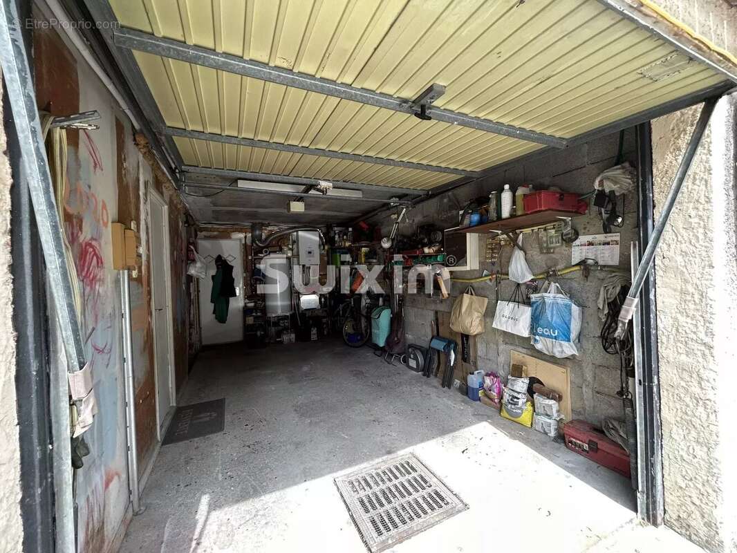Maison à BOLLENE