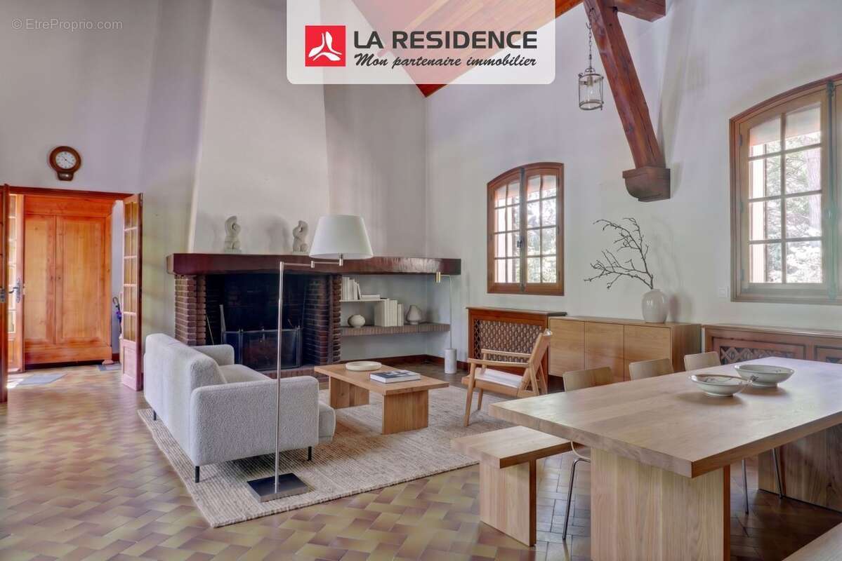Maison à LA COUTURE-BOUSSEY