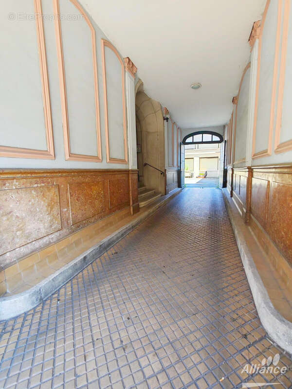 Appartement Haussmannien F6 - photo 6