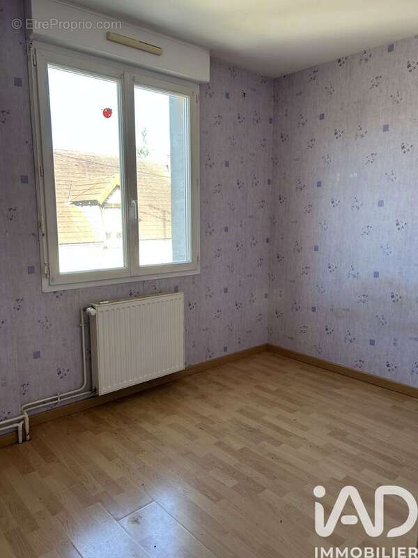 Maison 78 m² à Issoudun  - photo 8