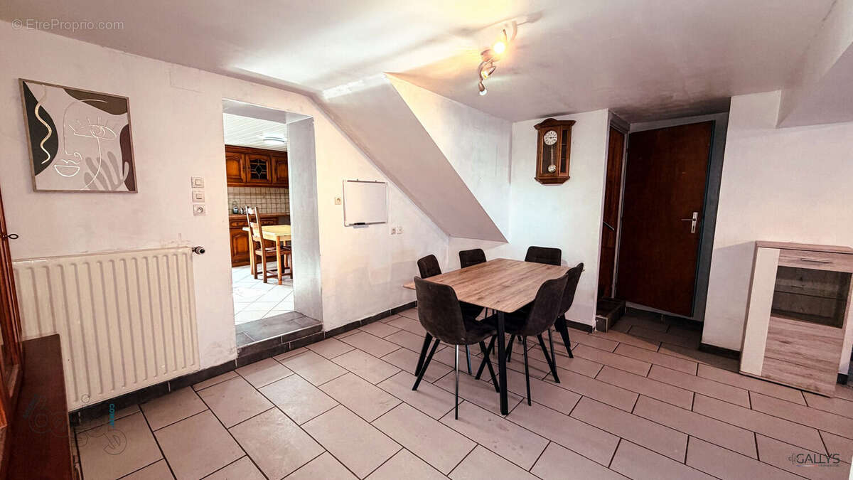 Maison à OUDRENNE