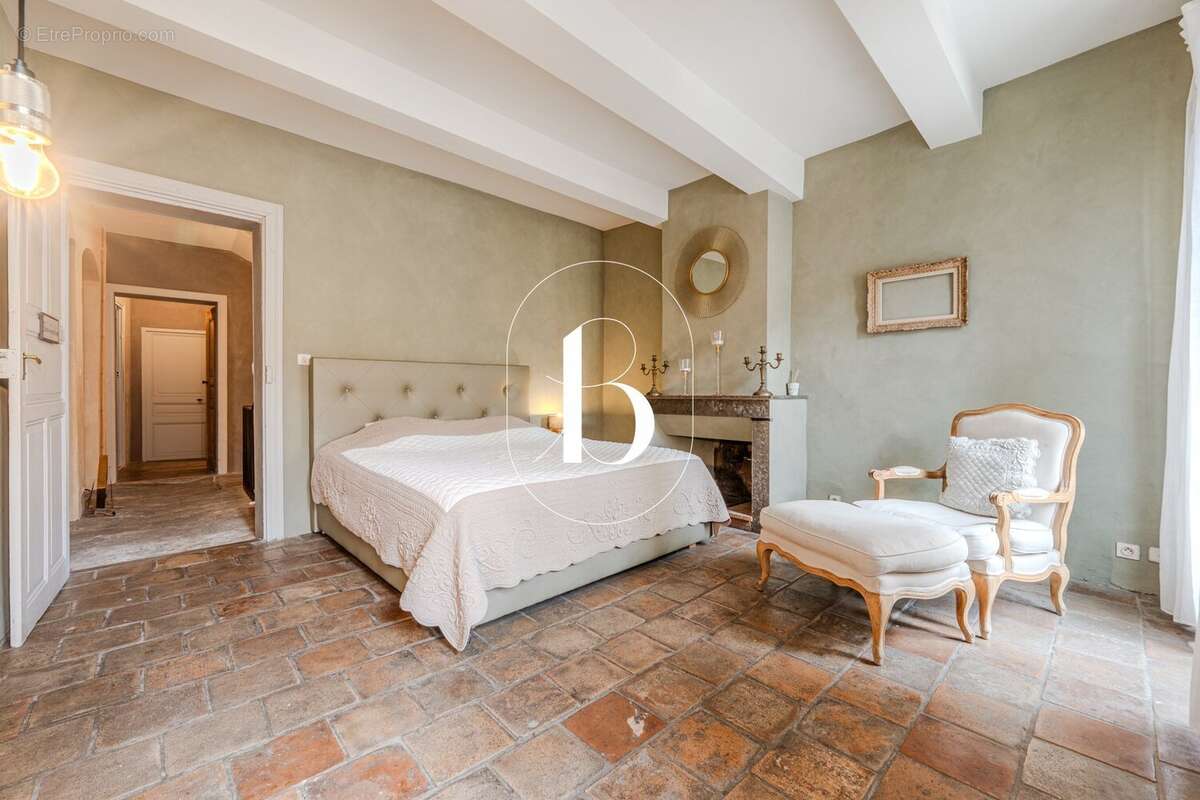 Maison à UZES