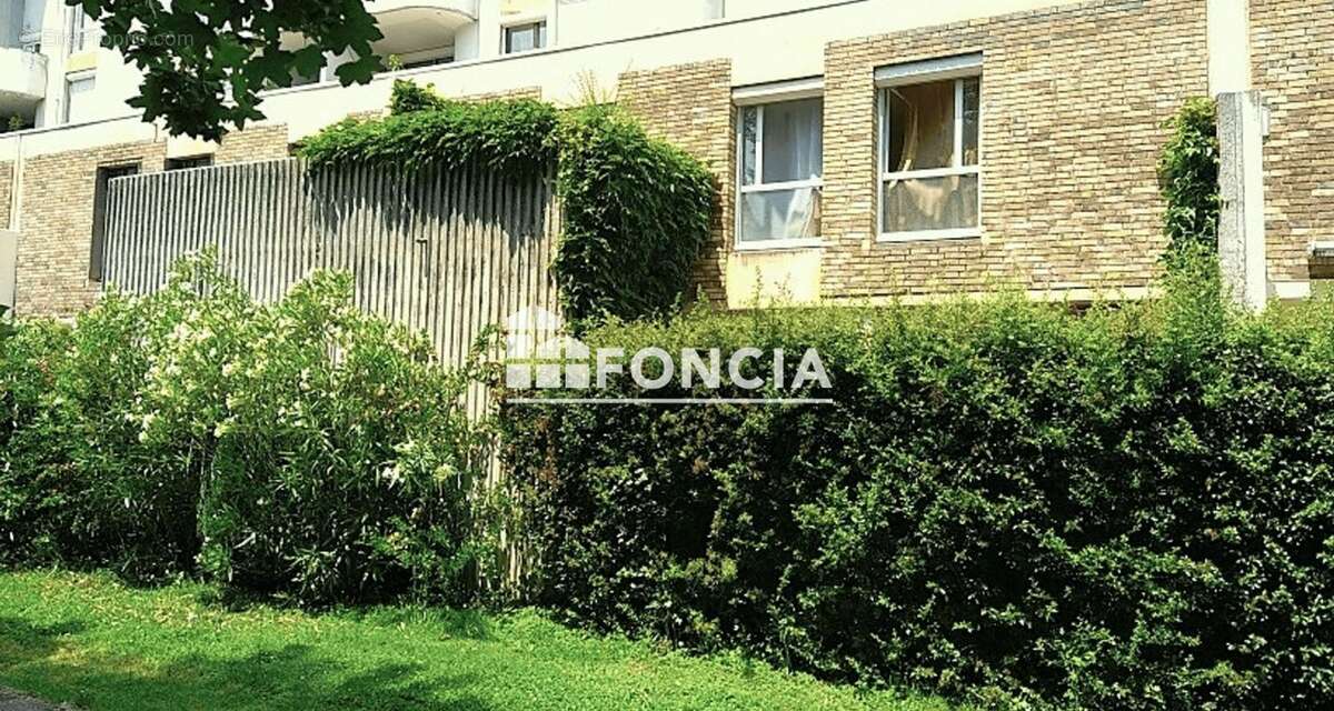 ECHIROLLES, T5 de 105 m2 en duplex avec grande Terrasse, secteur Echirolles proche Patinoire - photo 14