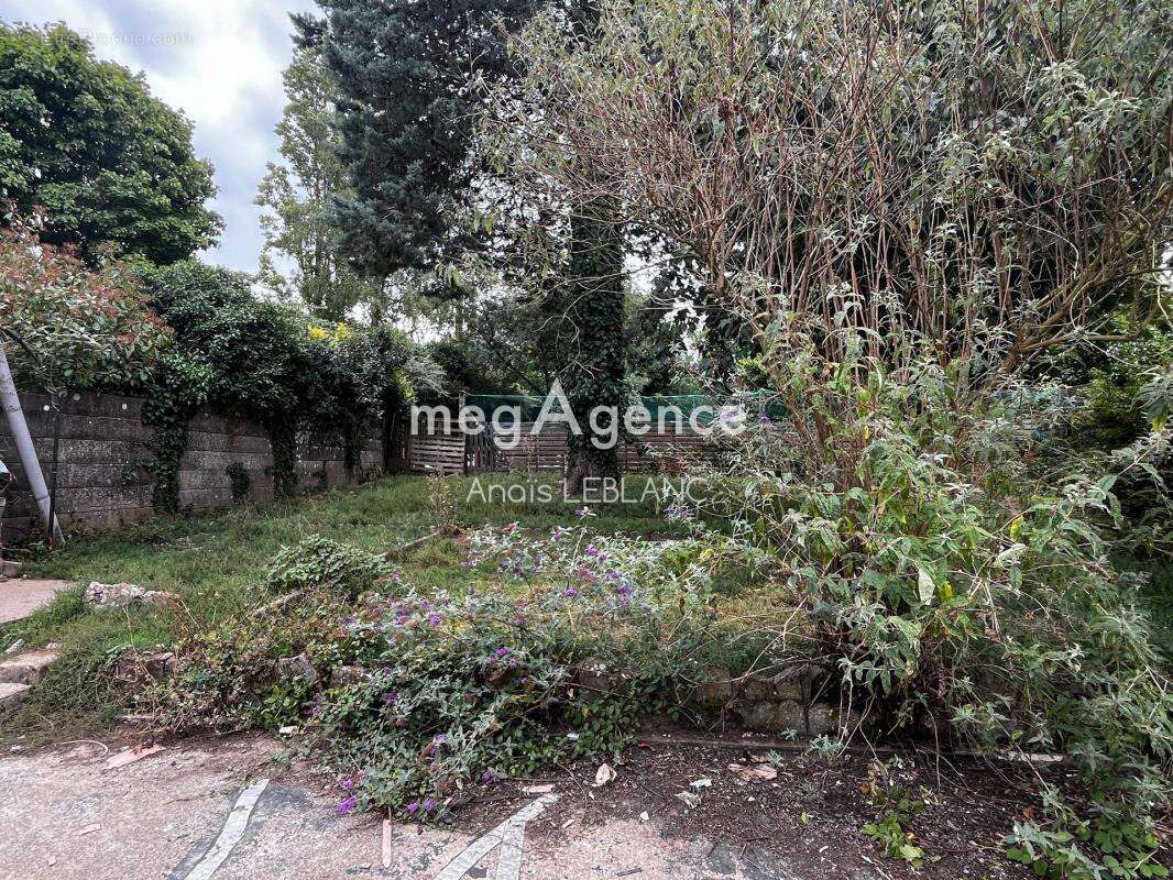 Maison à SAINT-DENIS-D&#039;ORQUES