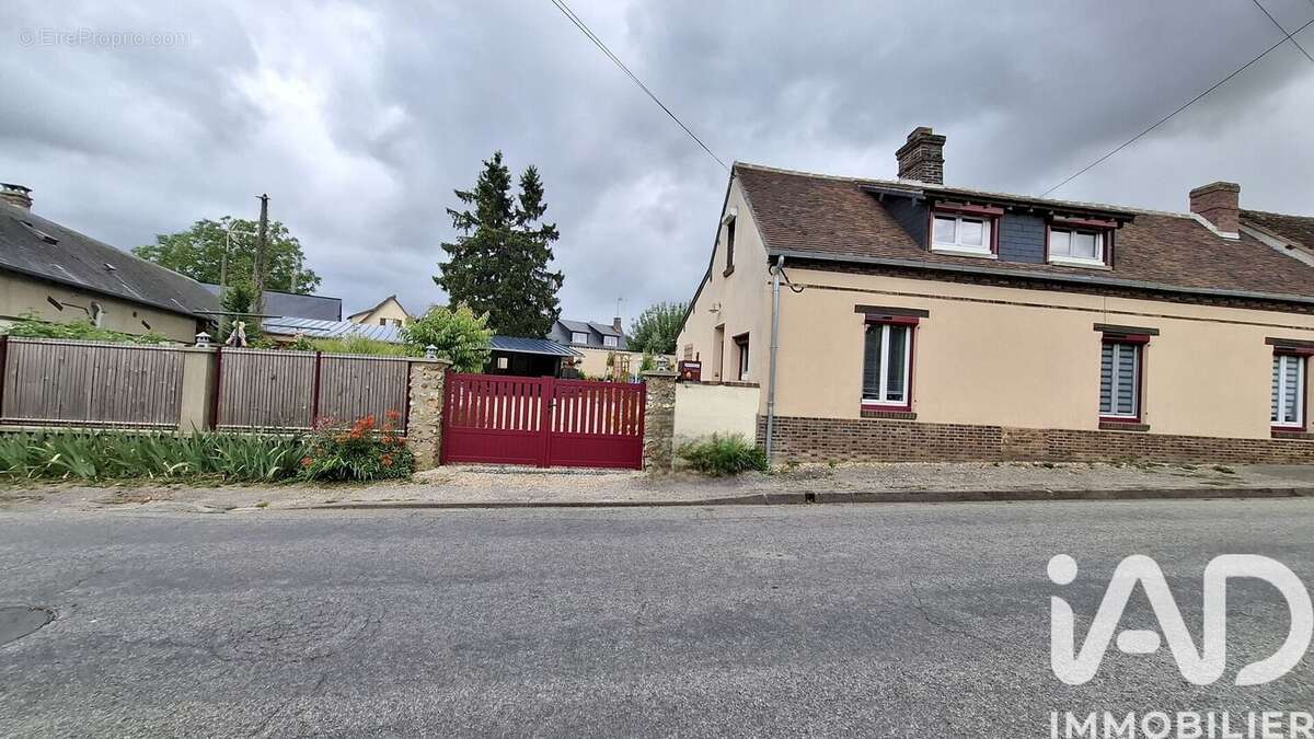 Maison 87 m² à Conches-En-Ouche  - photo 2