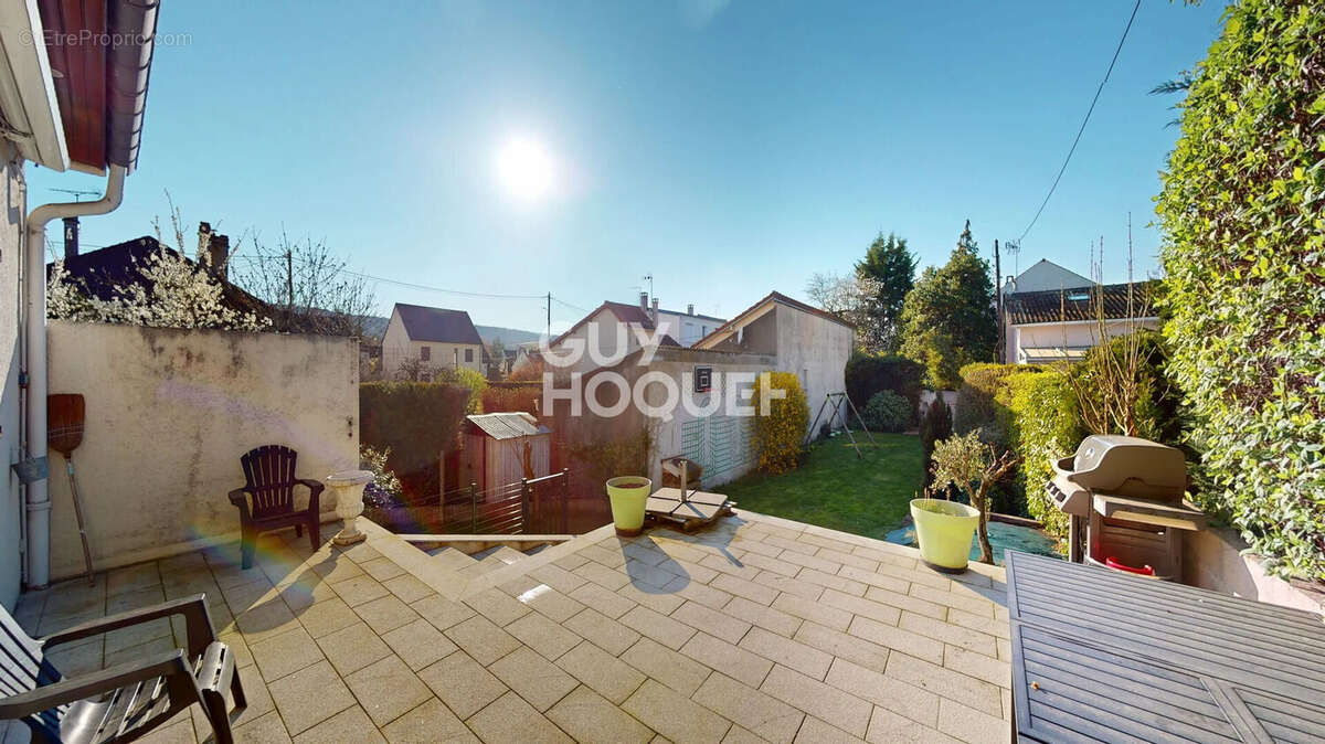 Maison à FRANCONVILLE