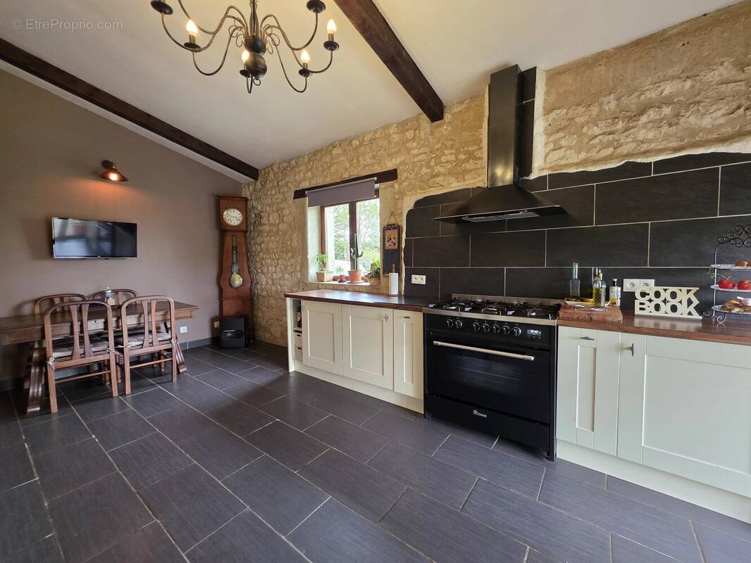 Maison à SAINT-JEAN-DE-DURAS