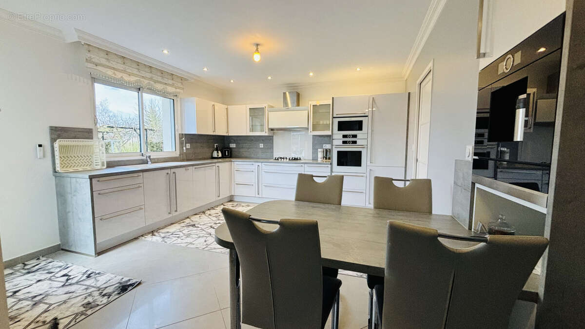 Maison à CHATEAUDUN