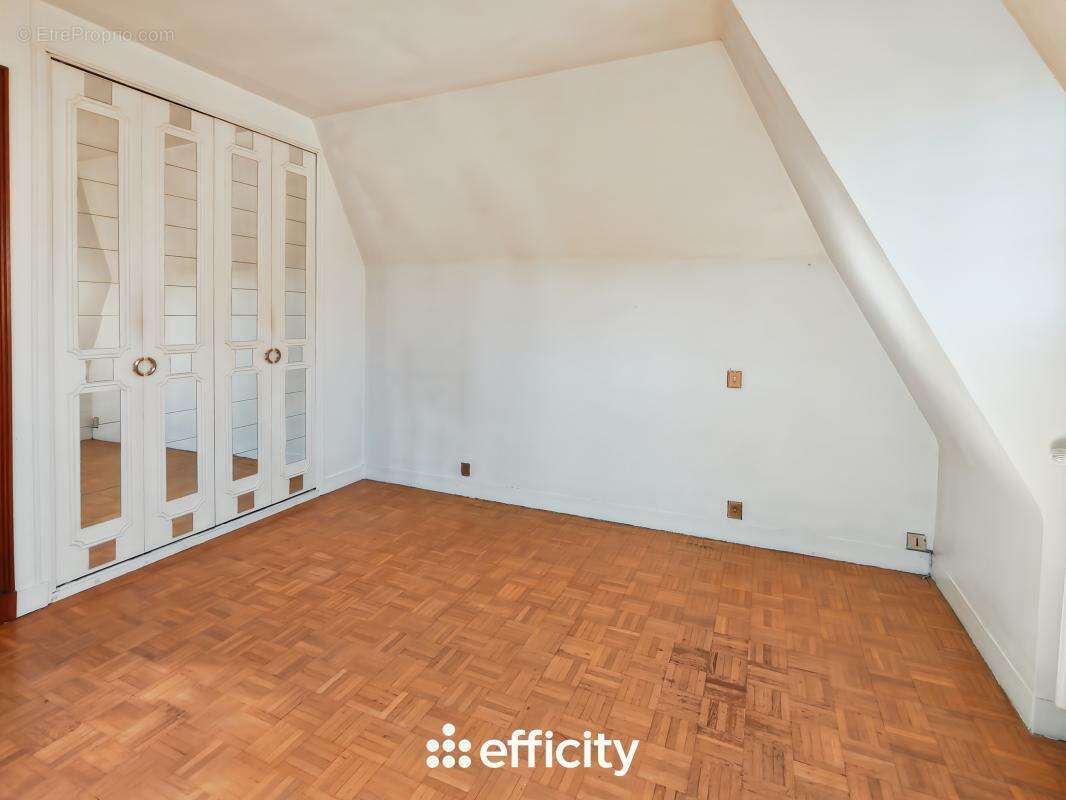 Maison à EMERAINVILLE