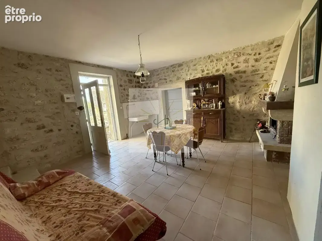 Maison 5 pièces 88 m² à vendre à Grignan (26230) - photo 6