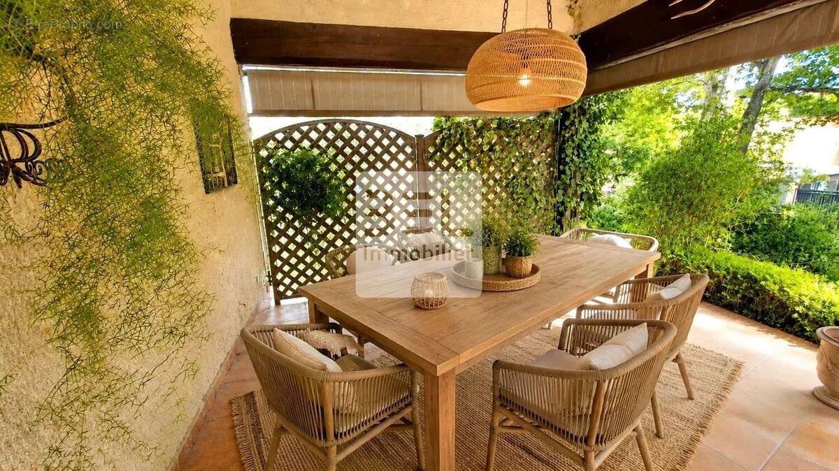 Maison à UZES