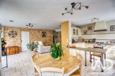 Maison 140 m² à Aincourt  - photo 2