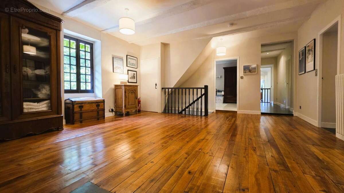 Maison à SAINT-ANTONIN-NOBLE-VAL