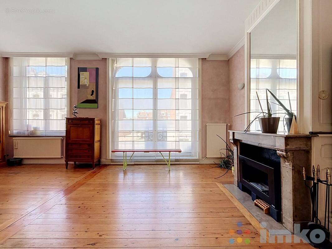 Appartement 95 m² à Lille  - photo 3