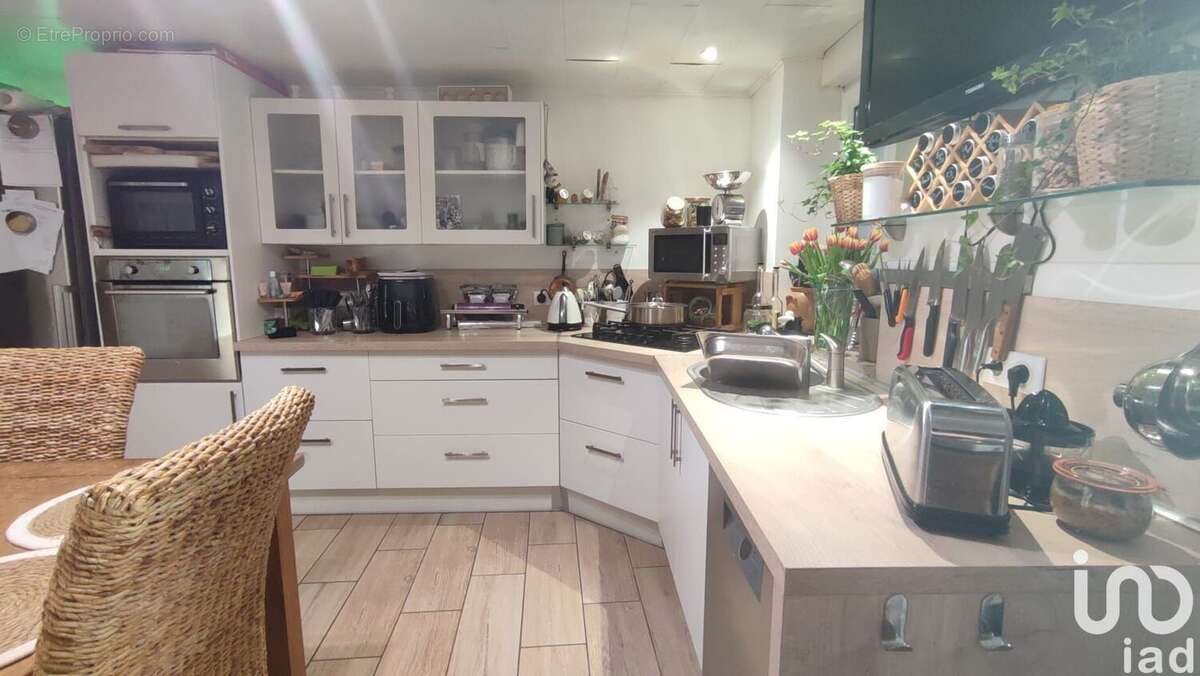 Photo 4 - Commerce à LIART