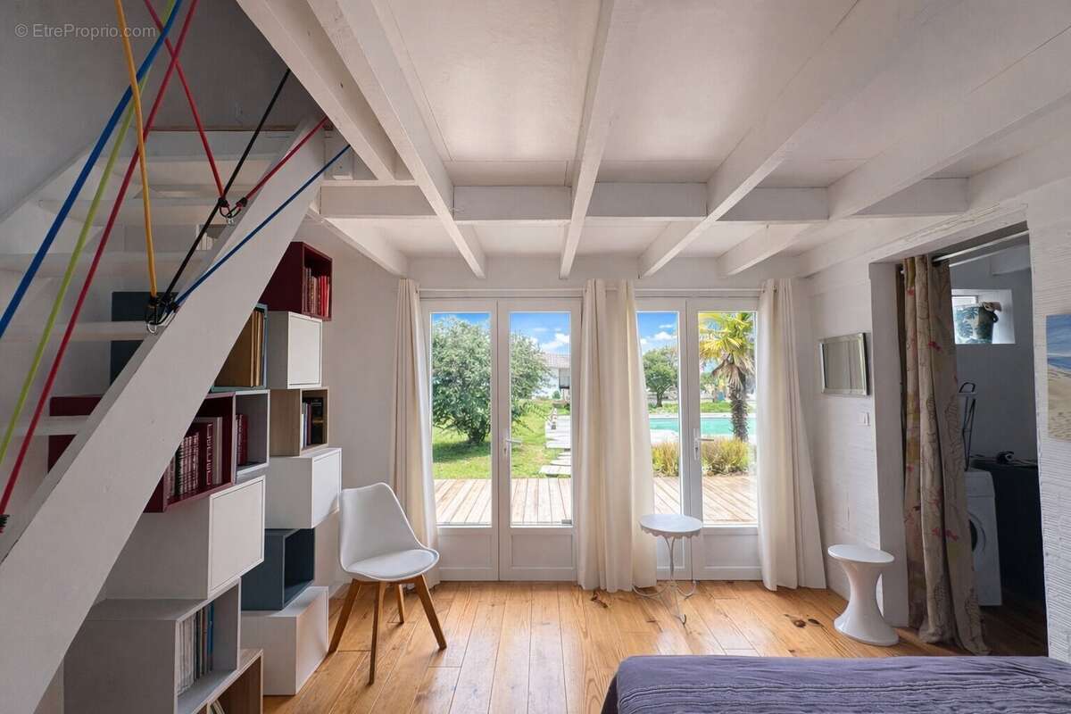 Propriété de caractère avec dépendances et piscine  Domaine de 3 hectares au calme absolu - photo 34