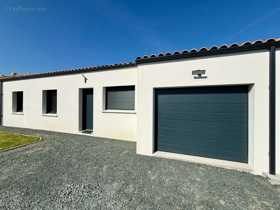 Maison à FONTENAY-LE-COMTE