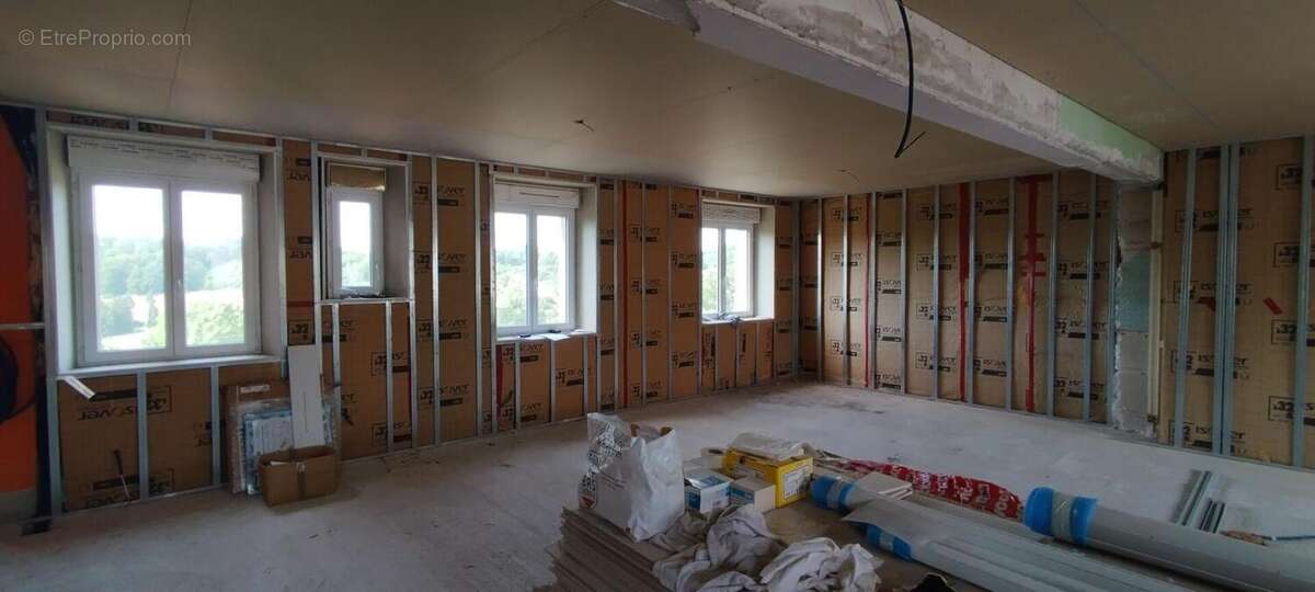21540 SOMBERNON - Immeuble de rapport environ 500 m2 Sans copropriété - photo 16