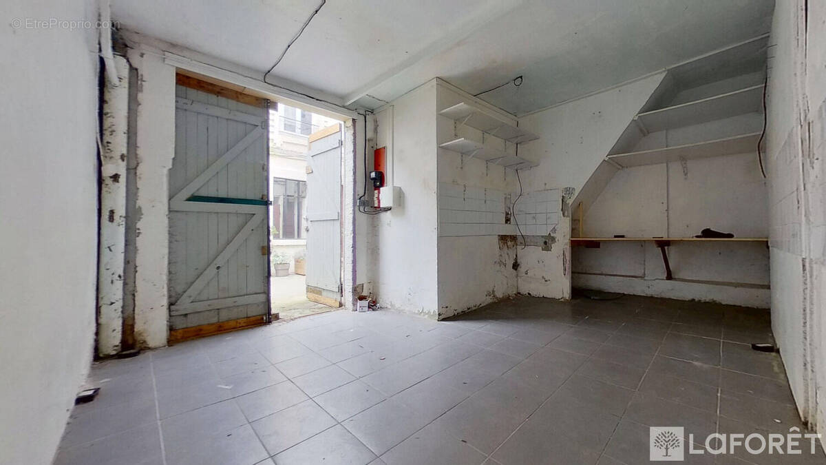 Appartement à PARIS-18E