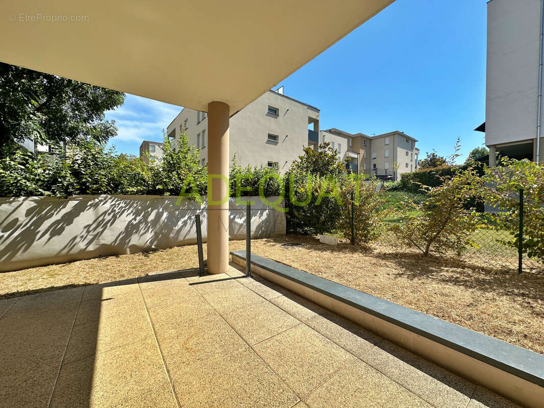 Appartement à BOURGOIN-JALLIEU