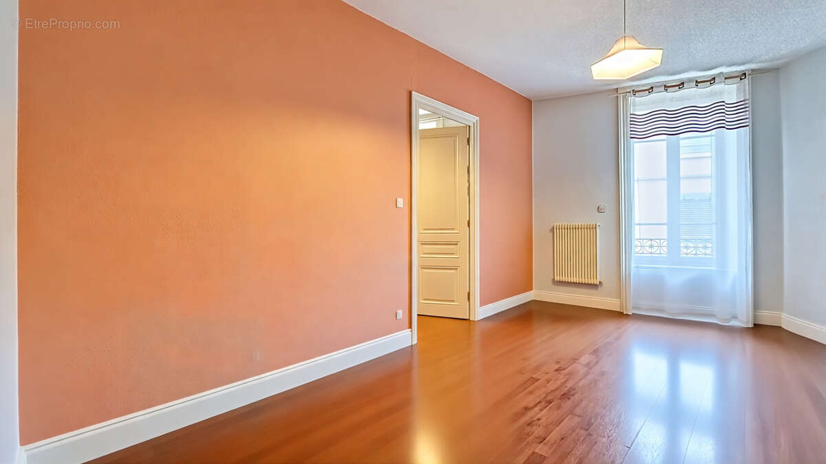 Appartement à VILLEFRANCHE-SUR-SAONE