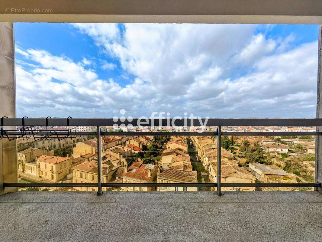 Appartement à BORDEAUX