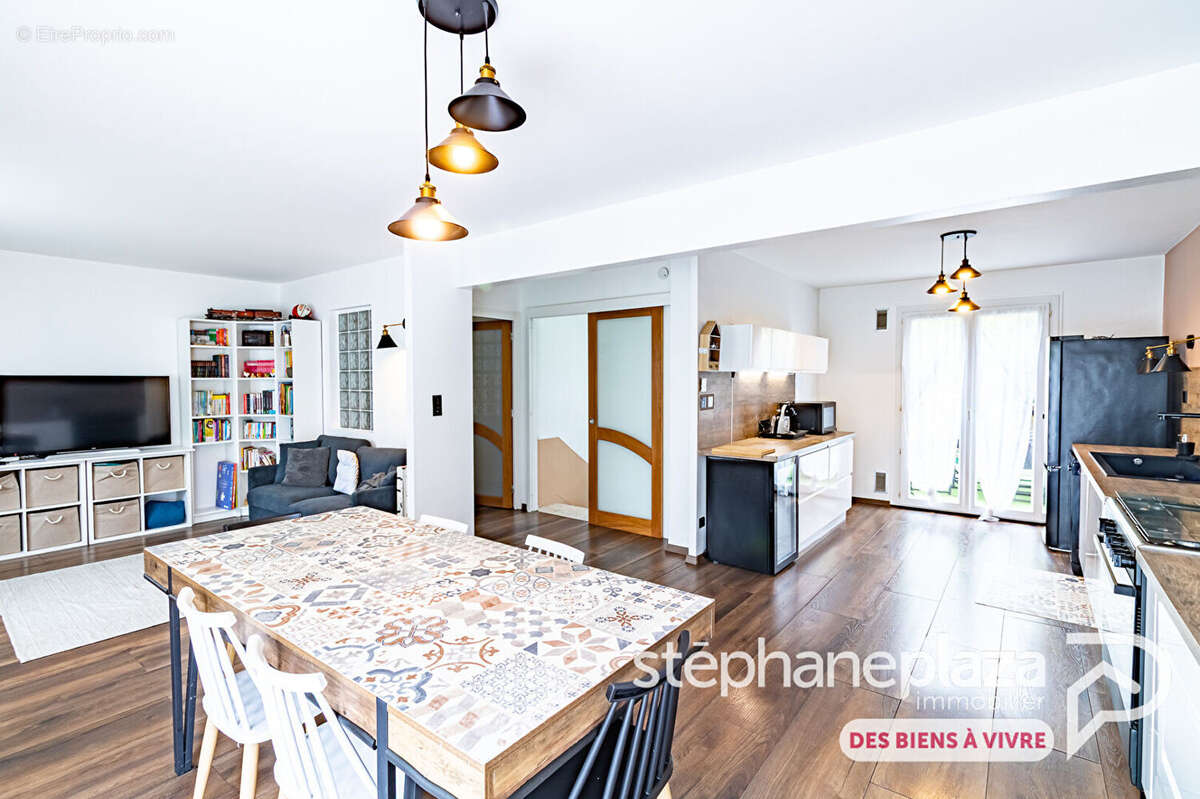 Maison à BOURG-EN-BRESSE