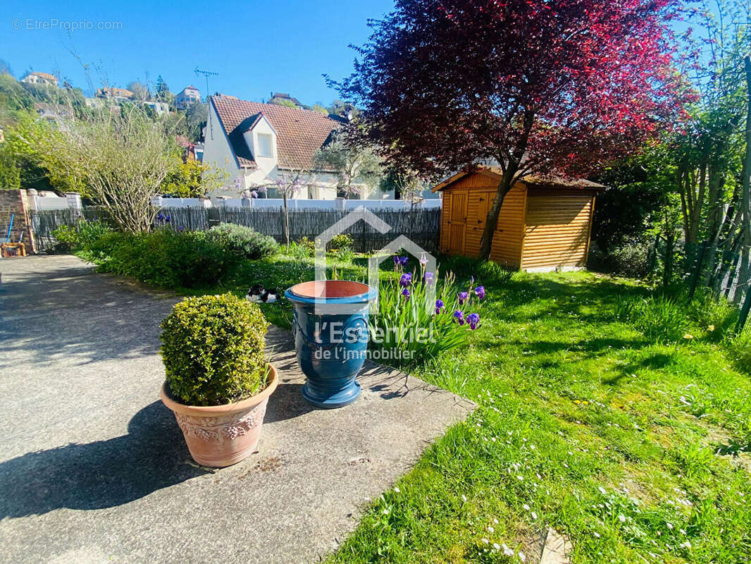 Maison à VAUX-SUR-SEINE